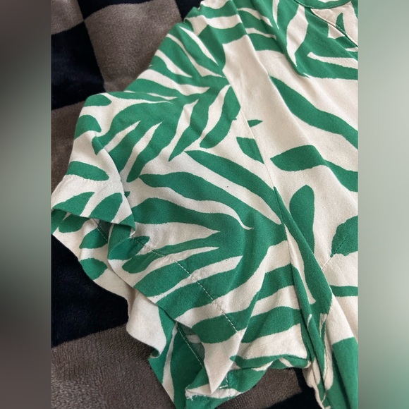 H&M Dress - Picture 3 of 7